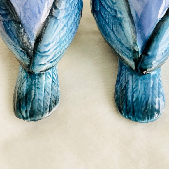 Porcelain Blue Jay Salt and Pepper Shakers - Picture 7 of 14